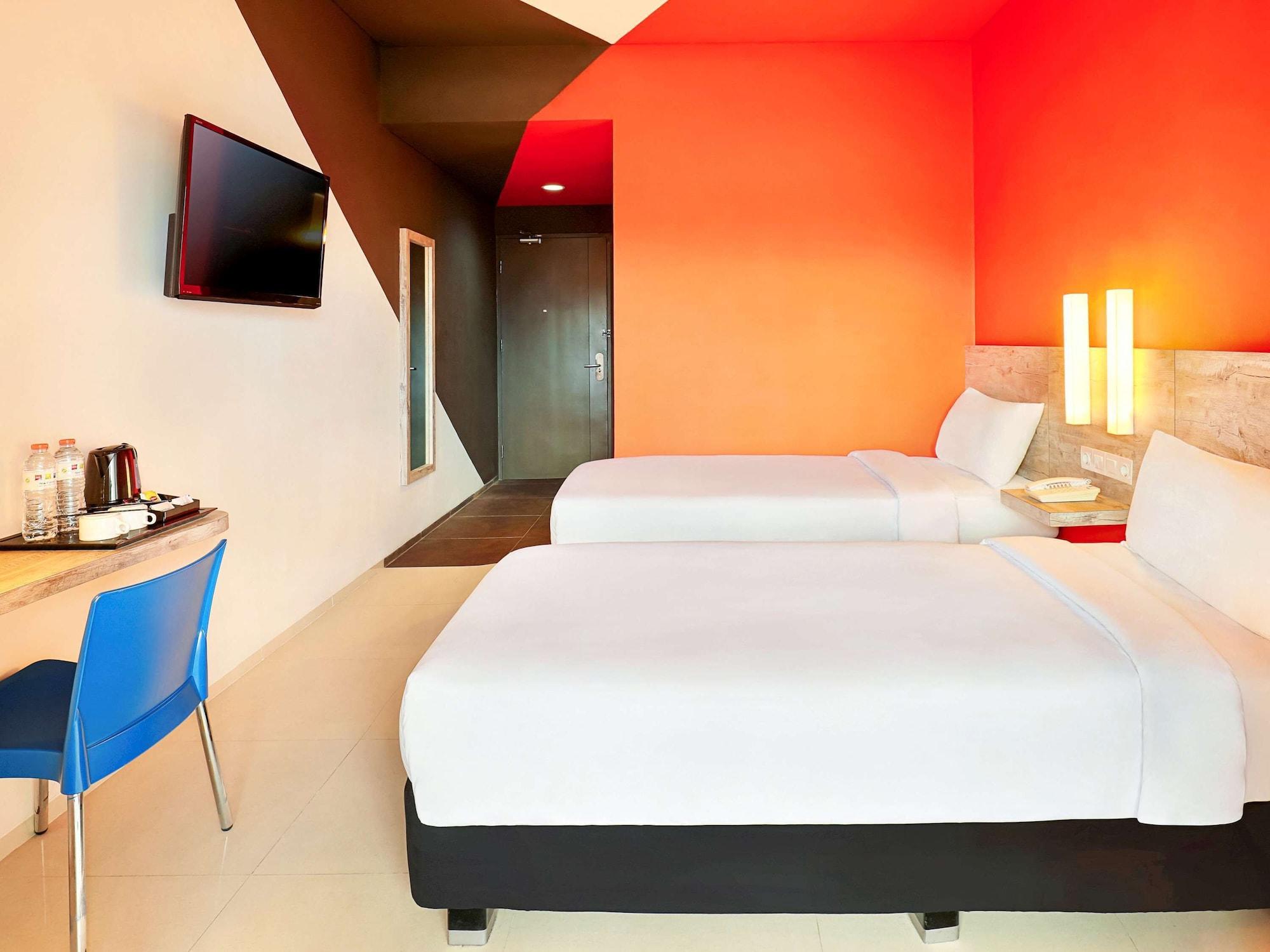 Primera Hotel Seminyak Екстер'єр фото
