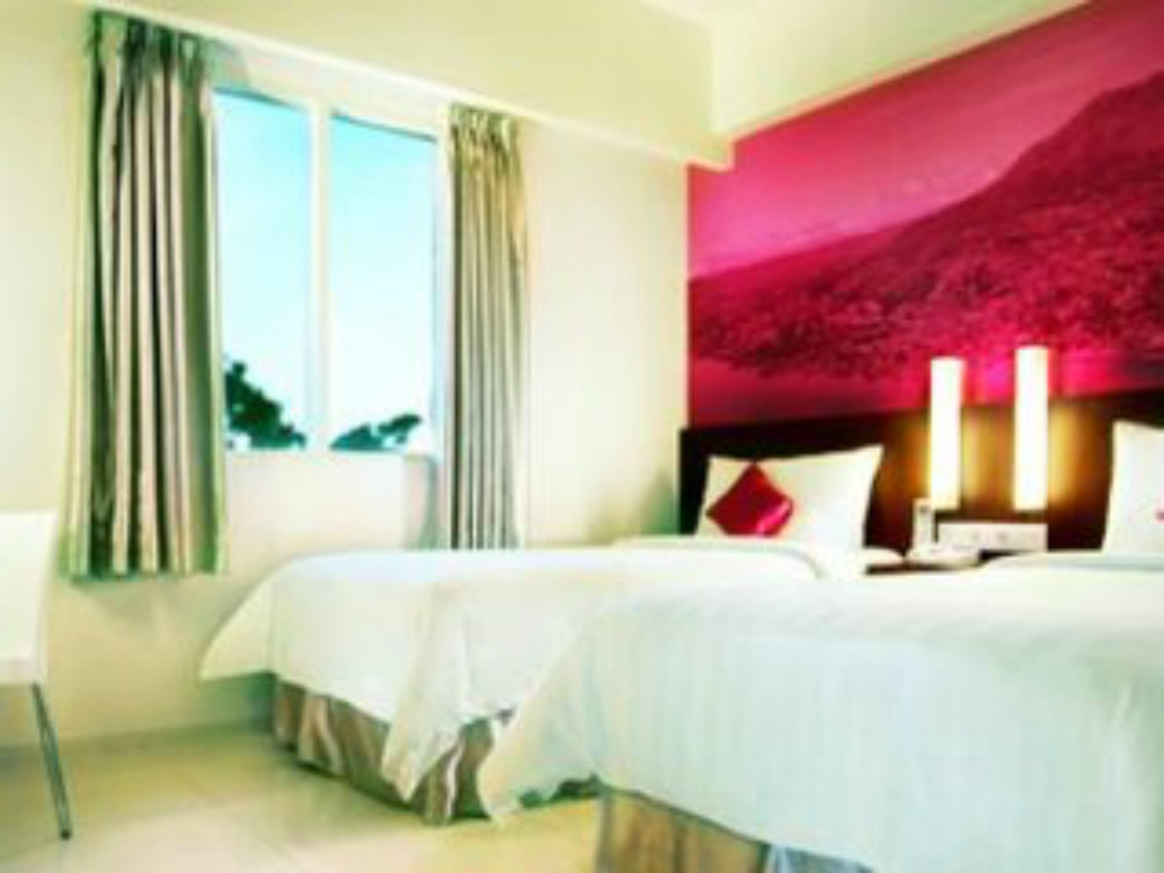 Primera Hotel Seminyak Екстер'єр фото
