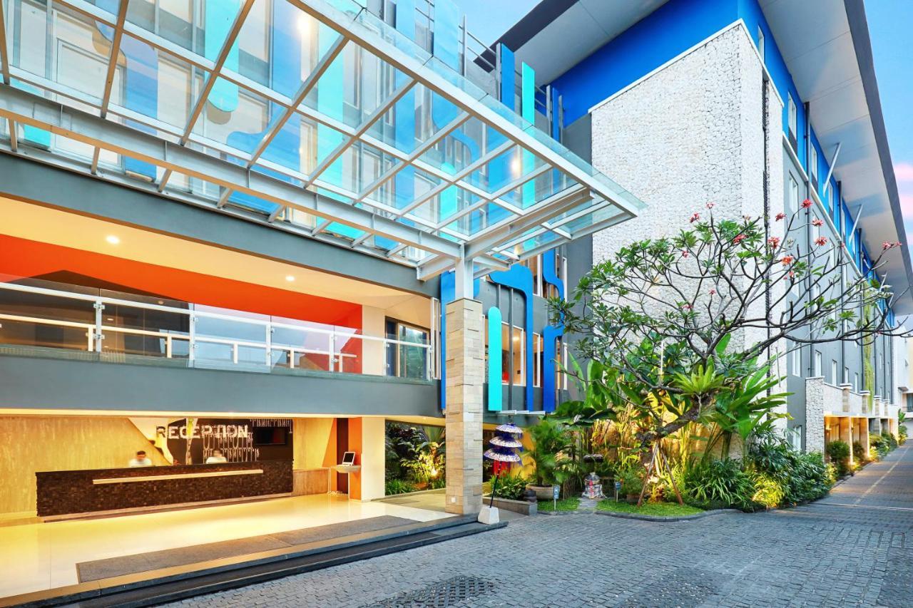 Primera Hotel Seminyak Екстер'єр фото