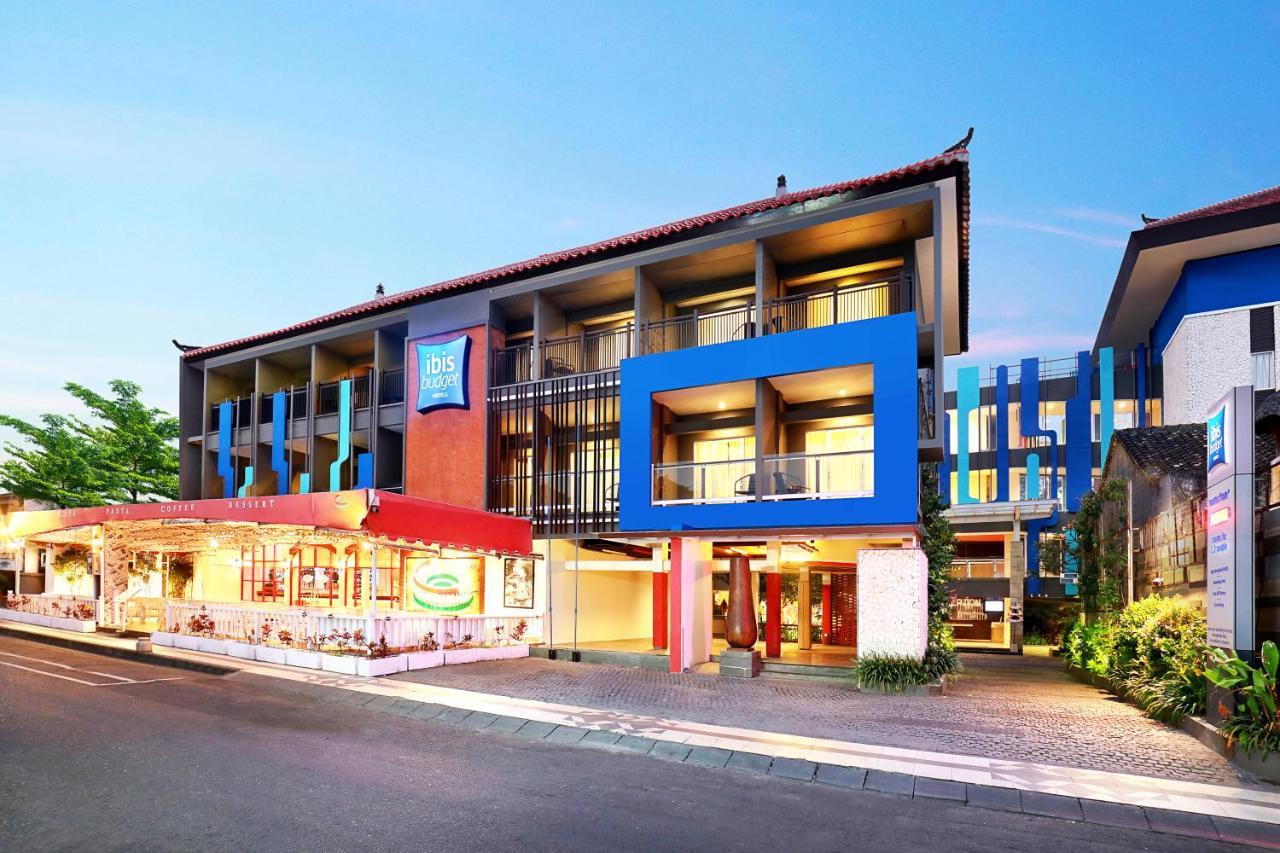Primera Hotel Seminyak Екстер'єр фото