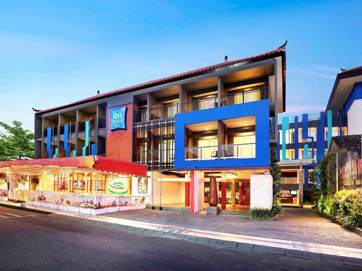 Primera Hotel Seminyak Екстер'єр фото